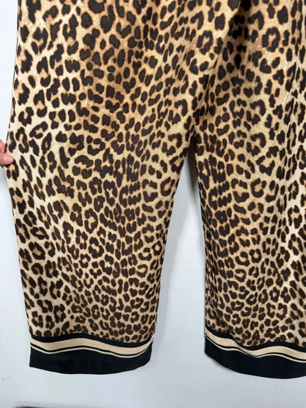 H&M Leopard Print Wide-Leg Pants, Size L, Great Condition - Picture 9 of 14